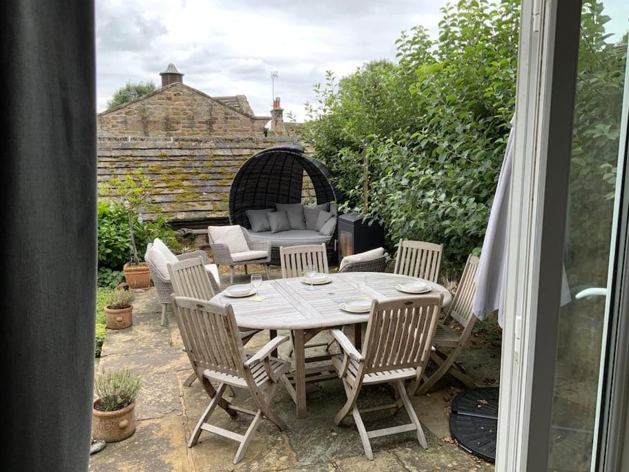 Luxury Barn Conversion At Rudding Harrogate Dış mekan fotoğraf